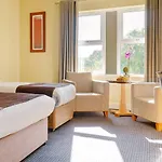 מלון Breaffy House And 4*