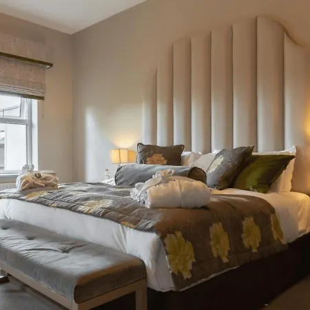 Hotel Breaffy House And