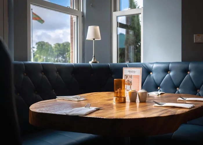 Hotell Breaffy House And 4*