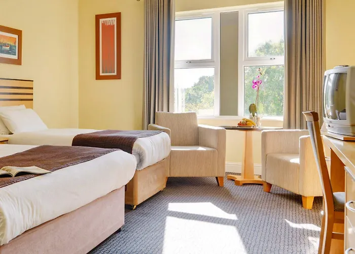 Hotell Breaffy House And 4*