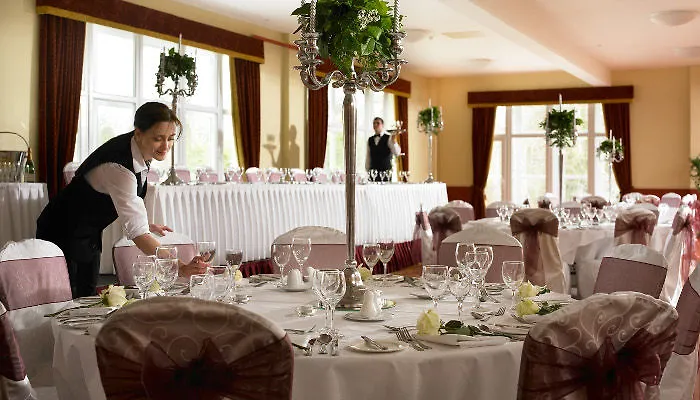 Breaffy House And Hotell 4*