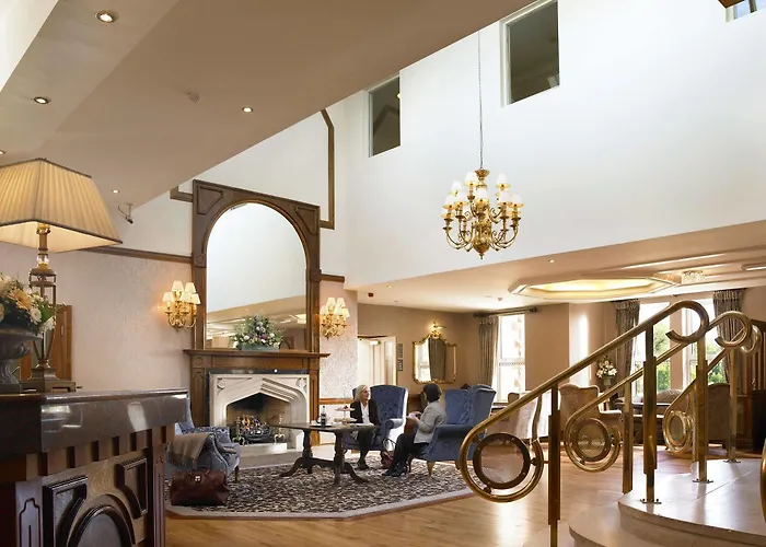 호텔 Breaffy House And 4*